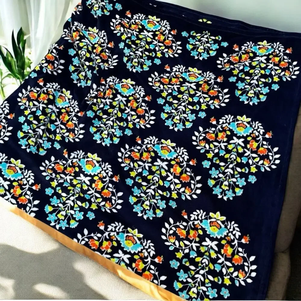 Vera Bradley Chandelier Floral Plush Throw Blanket 50x80 XL Fleece Blue Boho